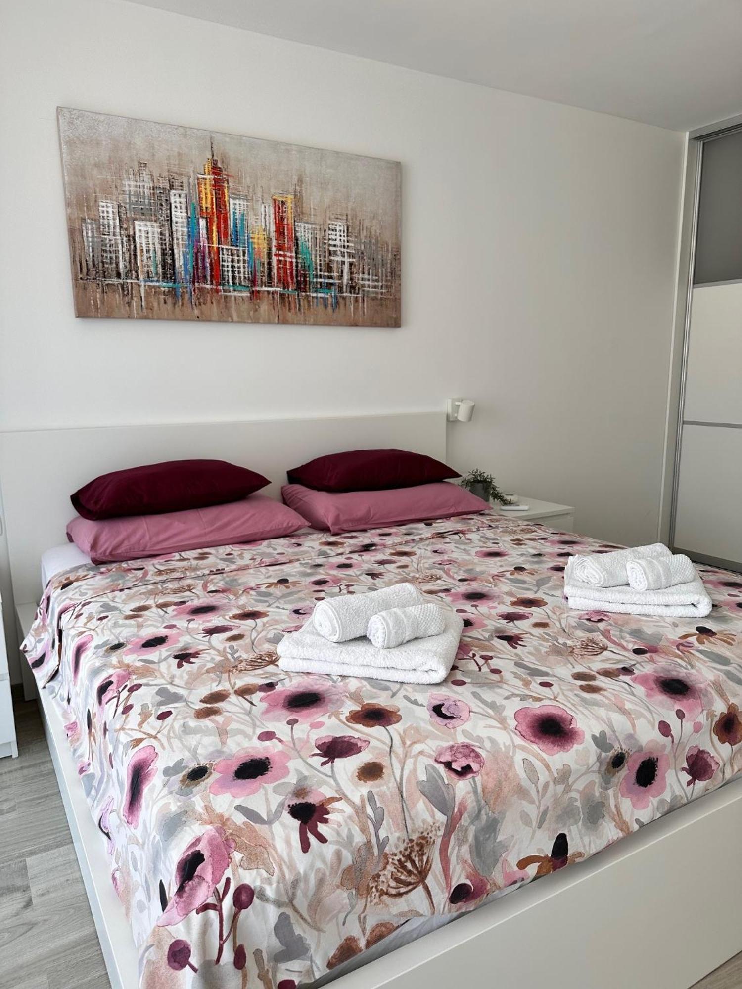 Lumax Apartma